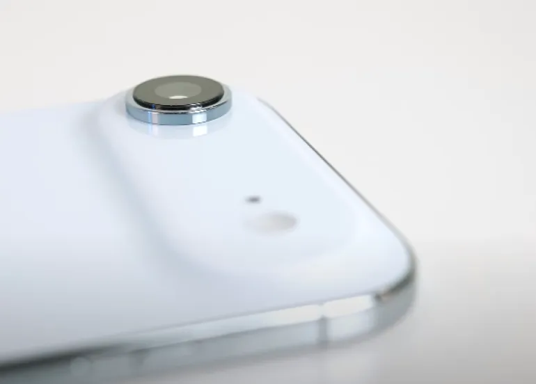 iPhone Air: flop annunciato? Vendite deludenti per lo smartphone ultrasottile di Apple