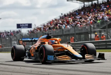 Piastri Stupisce a Losail: Pole Position Davanti a Norris, Verstappen Insegue