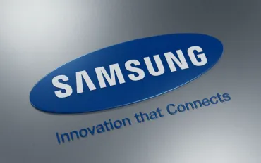 Samsung sfida Apple con un nuovo pieghevole 'Fold' più compatto