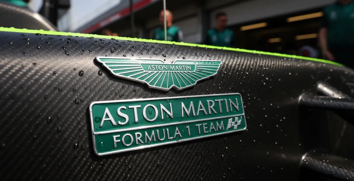 Aston Martin AMR26: Rivoluzione in pista il 9 Febbraio!