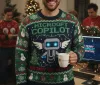 Microsoft celebra il Natale con un maglione 'brutto' dedicato a Copilot