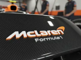 McLaren sfida Verstappen ad Abu Dhabi con una livrea speciale!