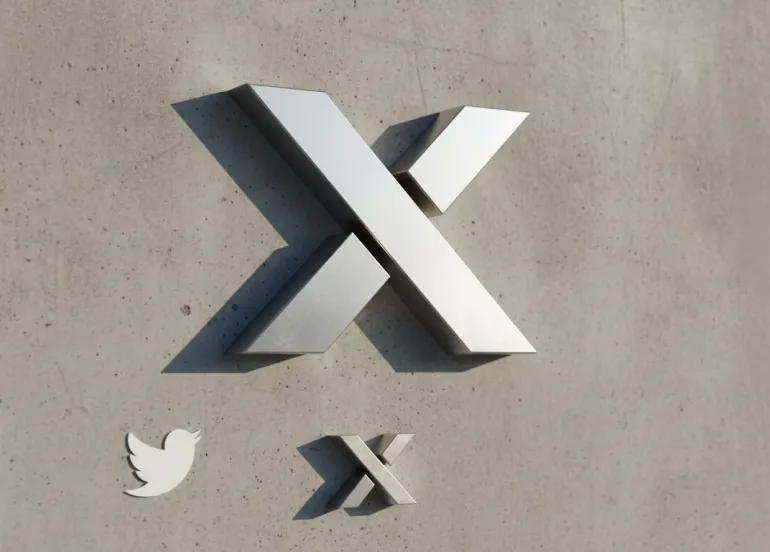 Elon Musk scatena la polemica su X: Accuse di razzismo e incitamento all'odio