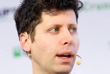 Sam Altman, il CEO di OpenAI, punta alle stelle: nel mirino una società aerospaziale