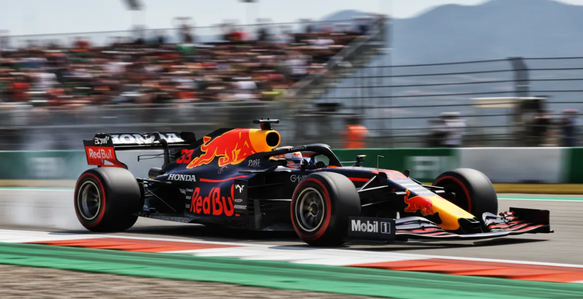 Ecclestone incorona Verstappen: Norris troppo sicuro, non regge la pressione