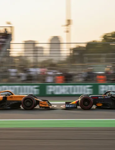 GP Abu Dhabi: Verstappen nel mirino, Norris infuriato!