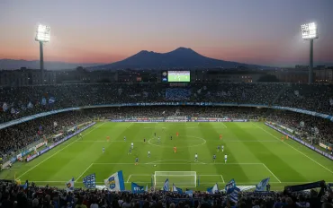 De Laurentiis: Rifare lo stadio, non siamo in Africa!