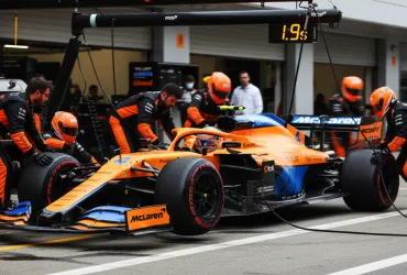 GP Abu Dhabi: Verstappen e McLaren si giocano il titolo con strategie al limite