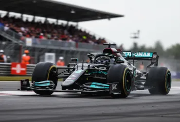 GP Abu Dhabi, Antonelli shock: Q2 amara, errore fatale sulle gomme!