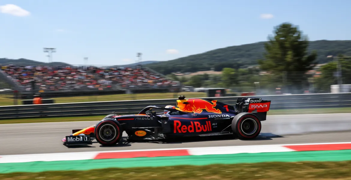 Verstappen sfida la sorte: ad Abu Dhabi rispolvera il fondo 'dimenticato'