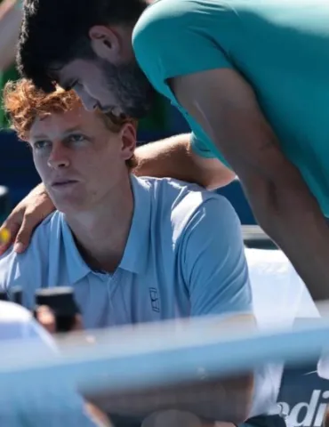 Sinner e Alcaraz: l'eco di Federer e Nadal infiamma il tennis