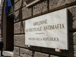 Colpo al clan Arena: sequestrati beni per 600mila euro nel settore scommesse