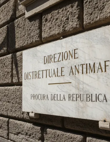 Colpo al clan Arena: sequestrati beni per 600mila euro nel settore scommesse