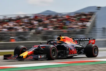 Verstappen: Il titolo perso? Colpa dei punti sprecati in McLaren!