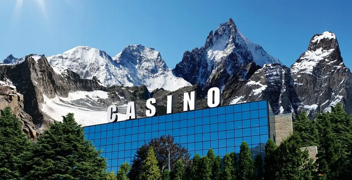 Casinò di Saint Vincent: nel 2024 si prevede un incasso di 73,2 milioni di euro.