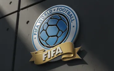 Rivoluzione nel calcio: Infantino vuole cambiare la regola del fuorigioco