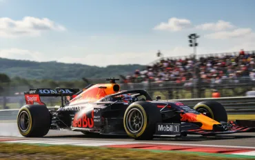 Tsunoda Prigioniero di Red Bull: Nessuna via di fuga?