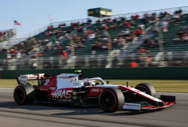 Haas F1: Futuro solido grazie a Toyota e Komatsu