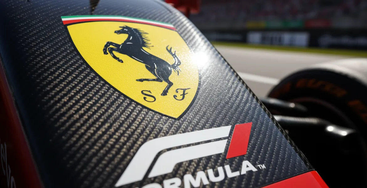 Zhou lascia Ferrari: Sfuma il sogno Cadillac per il pilota cinese