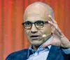 Satya Nadella: L'IA è potenziamento, non 'slop'