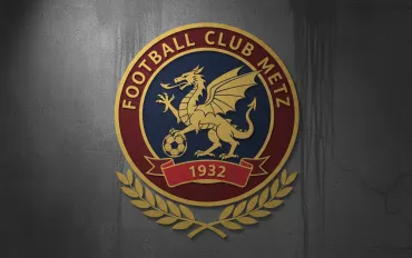 Eroismo a Capodanno: calciatore del Metz salva la fidanzata dalle fiamme