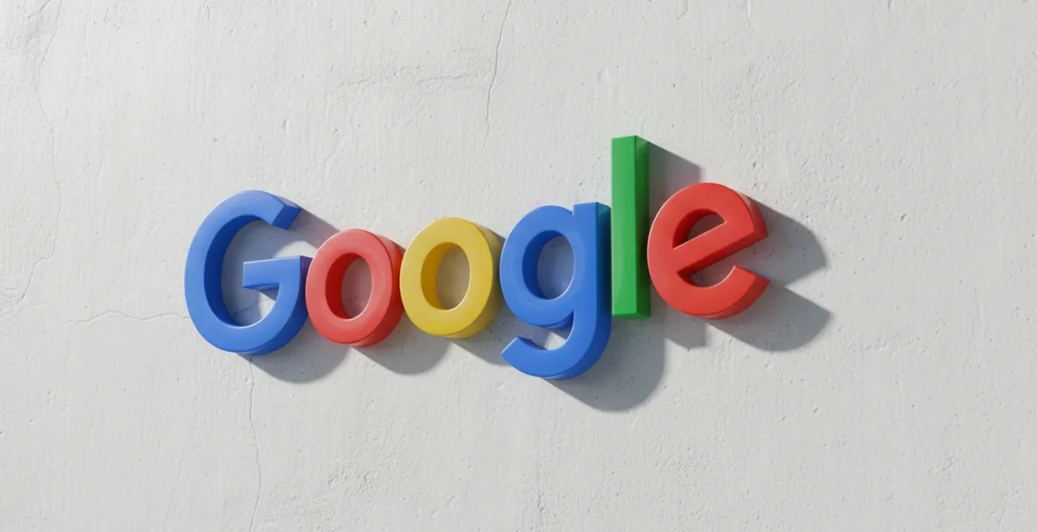 Google assume ingegneri per controllare l'IA: Troppi errori nelle risposte