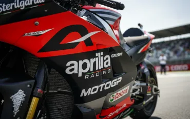 MotoGP: Aprilia sfida ogni pista, parola di Biaggi!