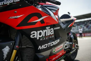 MotoGP: Aprilia sfida ogni pista, parola di Biaggi!