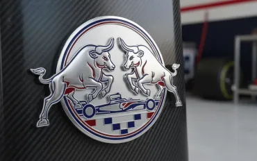 Racing Bulls sorprende a Imola: la VCARB03 romba in pista!