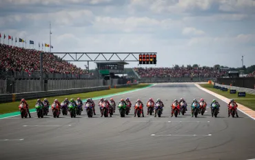 MotoGP: Stop alle spinte per ripartire! Nuova regola cambia le gare