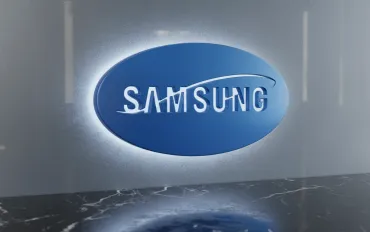 Samsung sfida SK Hynix: pronta a produrre memorie HBM4 per NVIDIA