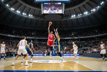 Basket Serie A: Virtus Bologna riconquista la vetta, Milano cede nel Derby!