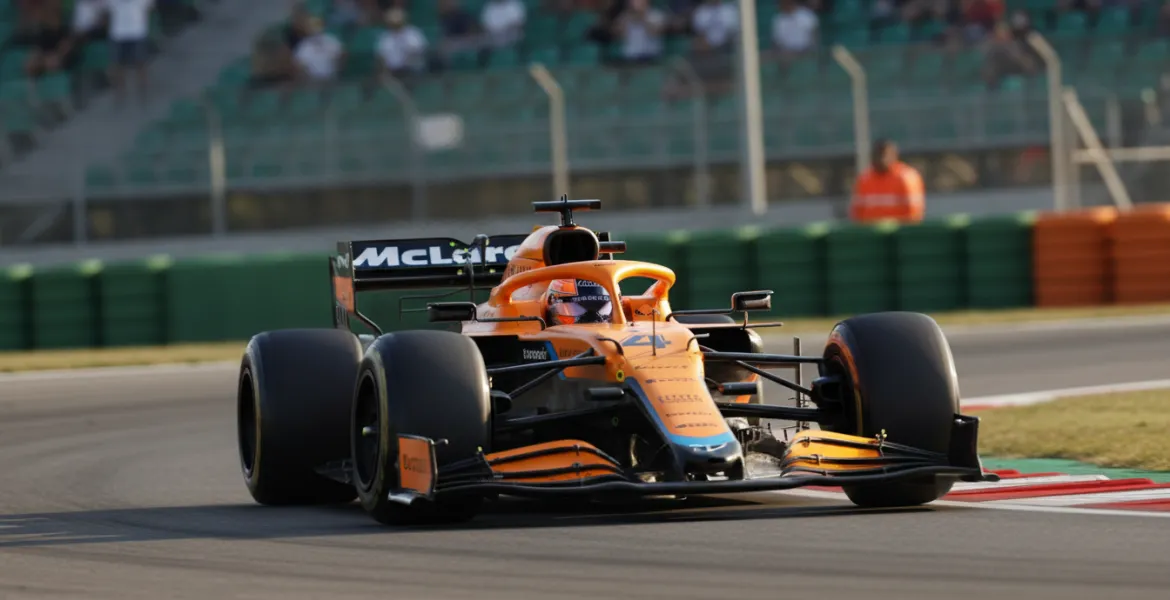 McLaren MCL40: Rivoluzione aerodinamica e design innovativo per la stagione 2026