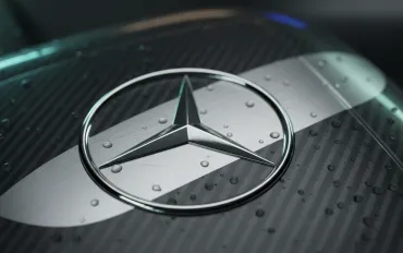 Russell frena l'entusiasmo: La W17 non è ancora da titolo