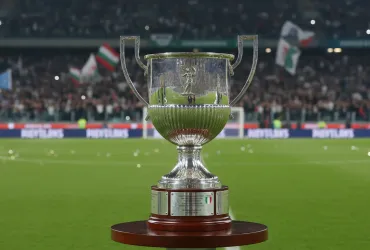 Coppa Italia: Il Como sfida il Napoli al Maradona per un sogno che manca da 40 anni