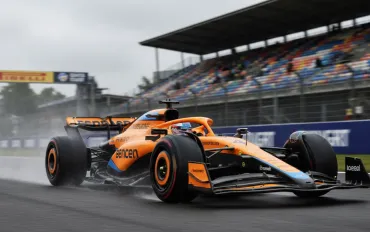 McLaren MCL40: Debutto col botto nei test in Bahrain!