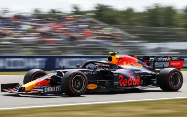 Verstappen demolisce la nuova F1: Sembra Formula E con steroidi!