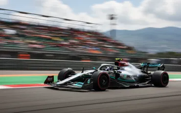 Antonelli stupisce nei test in Bahrain: Mercedes al top, Hamilton KO