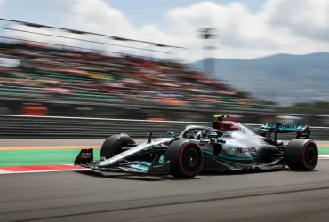 Antonelli stupisce nei test in Bahrain: Mercedes al top, Hamilton KO