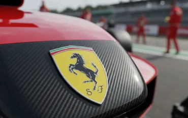 Leclerc: Ferrari in crescita, ma Mercedes si nasconde!