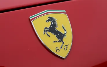 Ferrari rivoluziona la F1: Motore nuovo e aerodinamica aggiornata per il 2026