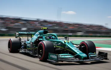 Aston Martin: Debutto da incubo in F1, è già crisi?