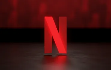 Motorvalley sfreccia su Netflix: la serie italiana conquista la vetta