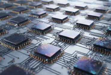 Rivoluzione nella memoria: transistor FeFET con nanotubi di carbonio per prestazioni estreme