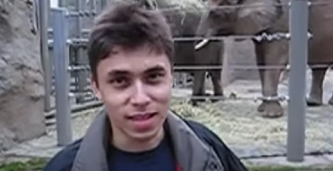 YouTube agli albori: Il primo video rivive al Victoria & Albert Museum di Londra