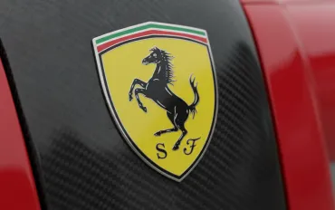 Ferrari sorprende nei test: Leclerc vola, ma Vasseur frena l'entusiasmo