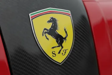 Ferrari sorprende nei test: Leclerc vola, ma Vasseur frena l'entusiasmo