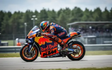 MotoGP: Acosta avverte, Ducati e Aprilia fanno paura!