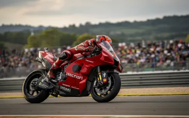 MotoGP 2026: Ducati punta al bis con Bagnaia e Marquez!