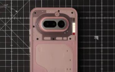 Nothing Phone (4a) si tinge di rosa: design e nuove funzionalità svelate